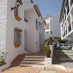 Apartament Charles White&Sweet