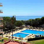 Con Vistas Al Mar Y La Piscinas!!