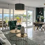 Panoramic Home