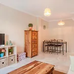 Beach And Golf Apartament