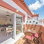 Las Mimosas, Familias Y Parejas - Con Terraza Y Parking!