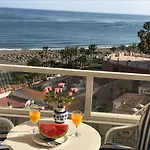 Cozy Apartment With First Line Seaview In Perfect Location, Near The Marina