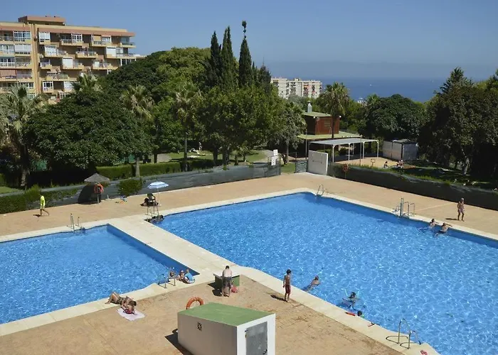 Con Vistas Al Mar Y La Piscinas!!