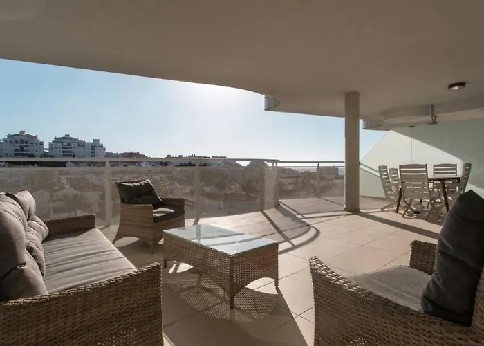 3 Bedroom Luxury Apartment In Benalmadena