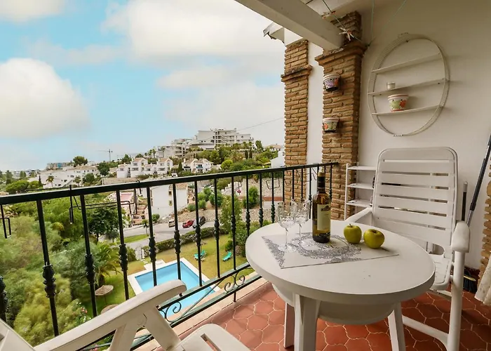 Malagasuite Pool Benalmadena