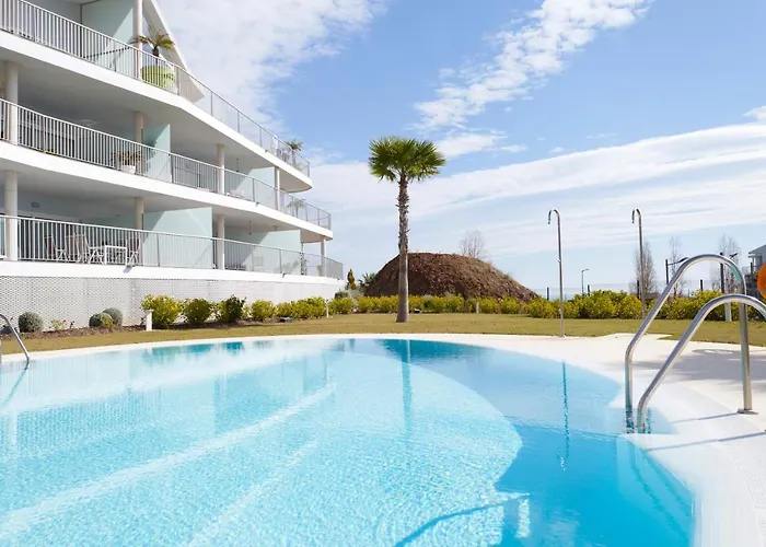 El Higueron. South Beach 4. 3 Bedrooms, Sea Views, Terrace And Pool