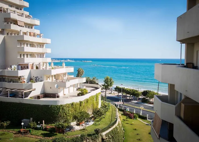Holidays2Malaga Studio Loft In Benal Beach 1St Line Beach And Pools