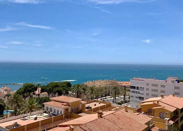 Don Gustavo Modern Apartment, Sea Views & Pool