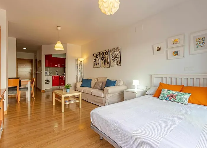 797 Holiday Rentals - Encantador Estudio Para 2 En El Centro De Arroyo