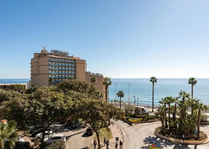 Benalmadena Beachfront Retreat Big Balcony And City Sea Views