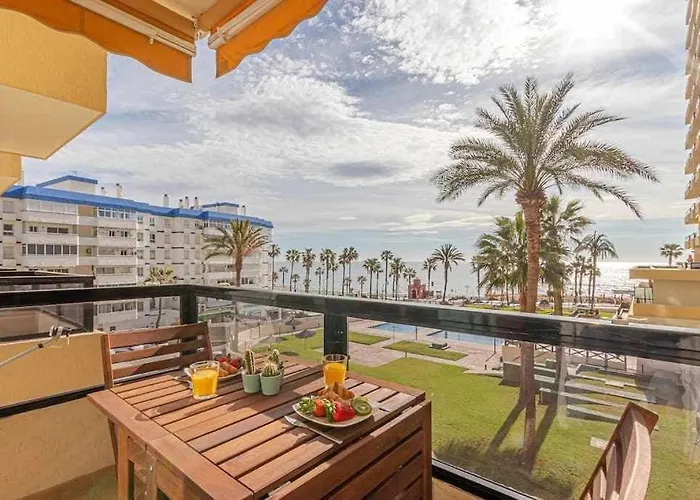 797 Holiday Rentals- Apartamento En Aloha Playa Frente Al Mar
