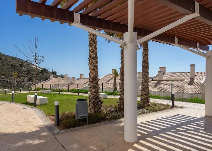 Luxurious Apartment In Benalmadena By Costarentals - Ref 35