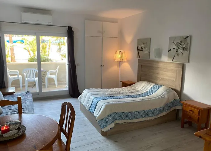 Apt In Benal Beach Resort, Wifi, 100M From Beach
