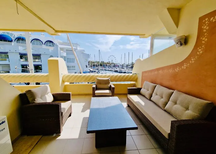 G&G Isla Poniente Puerto Marina
