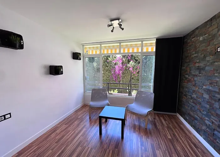 Amplio, Moderno Apartamento 3 Habitaciones