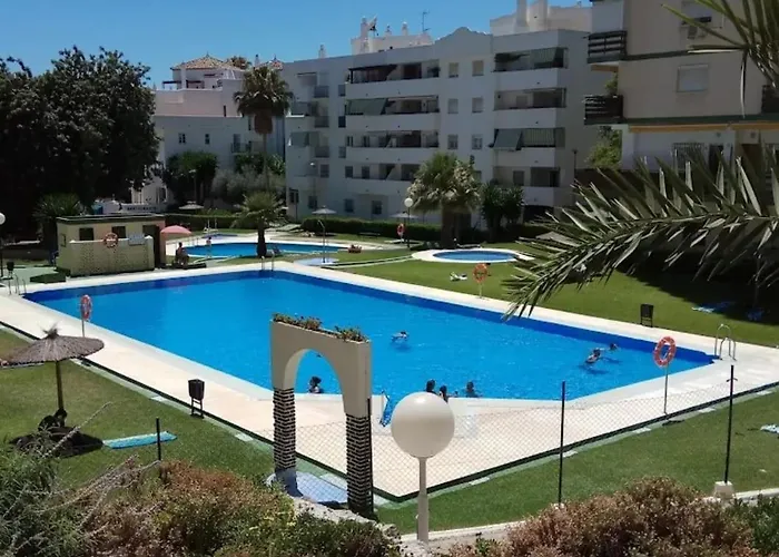 Estudio Con Piscina A 200 M De La Playa