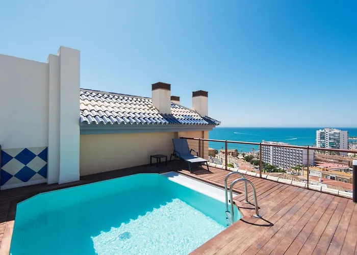 Ph Bellagio: Luxurious And Romantic Duplex Penthouse With Private Pool & Sea Views