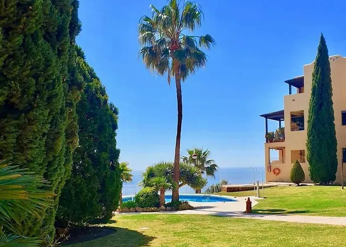 New Alquibla Gardens, Terrace & Pool