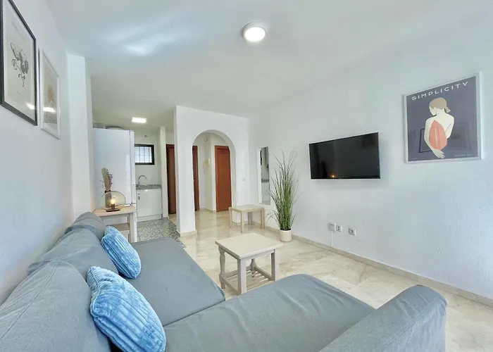 Lafrenchtouch - Centrico Con Piscina Junto Al Tren