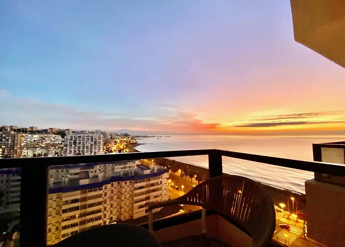 Aloha Playa Deluxe Wifi Swimming Pools & Parking