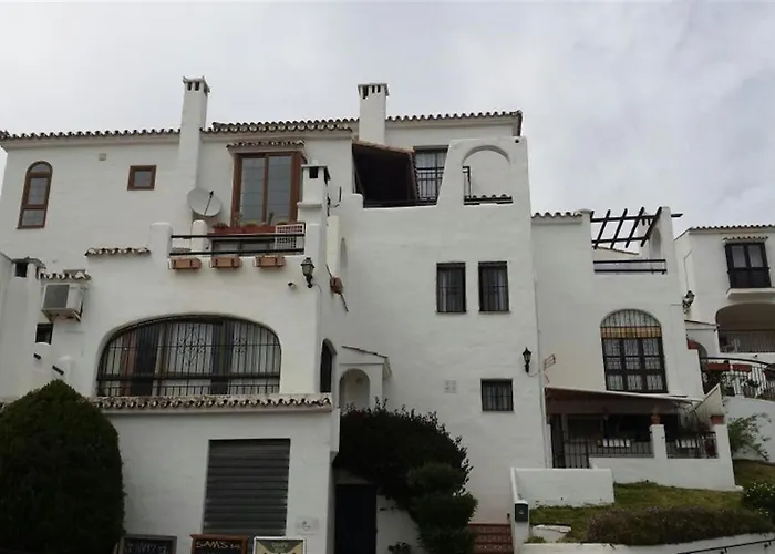 2 Bedroom Apartment In Pueblo Evita