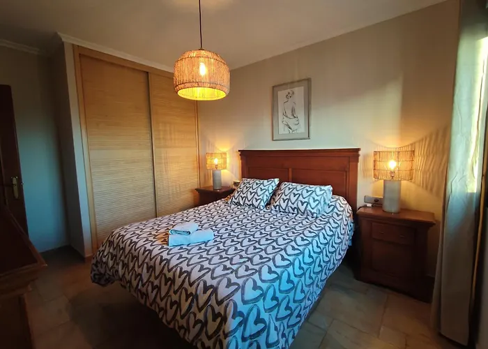 Isla De Benalmadena 1, Jacuzzi, 80M From The Sea, Ac, Bbq, Private Parking, Big Terrace