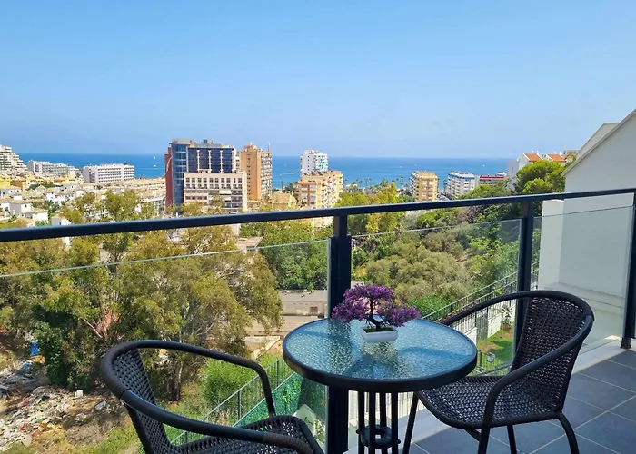 Sea Views Villa Benalmadena Comotucasa