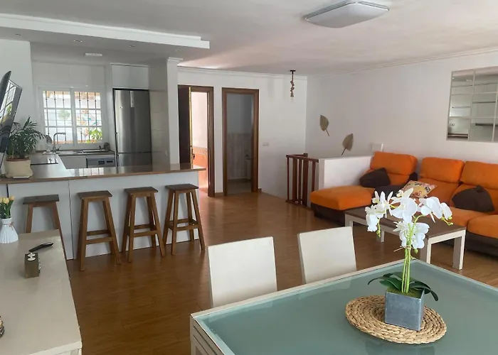 Noelia\'S Playa Golf Tourist Home