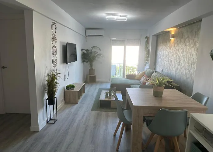 Acuario By Holiday Homes Malaga