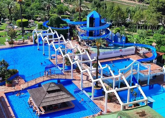 Fantastic Benal Beach Studio With Water Park