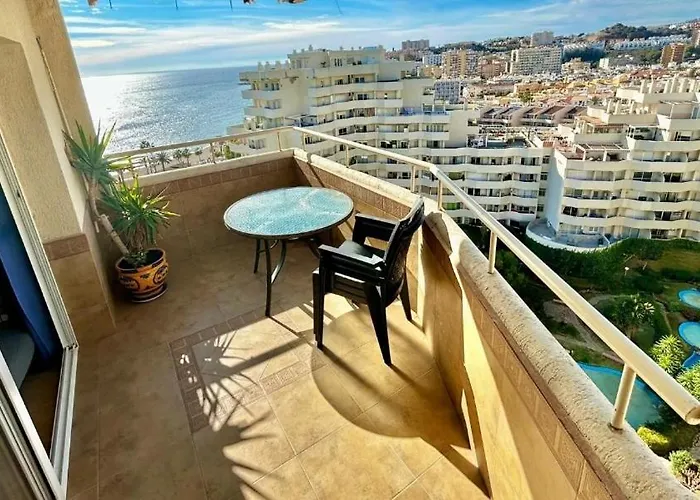 New Benalbeach Sun&Holidays