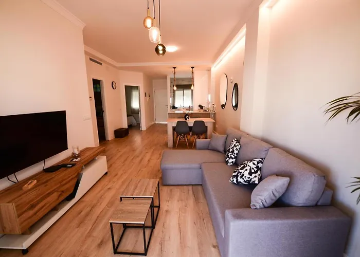 Apartamento Familiar A Pasos De La Playa Torrequebrada