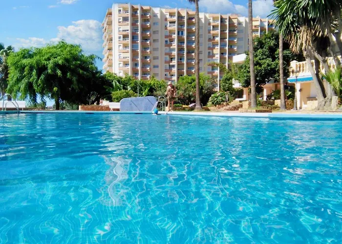 Apartment With Sea & Mountain Views In Benalmadena - 60 Sqm + Pool