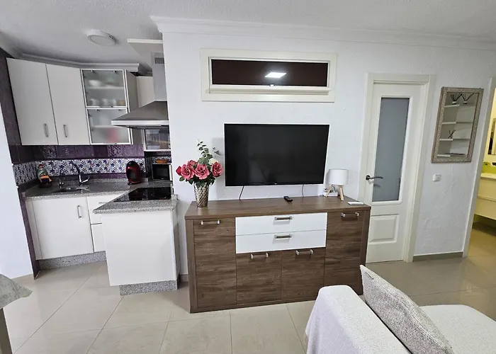 Apartamento En Benalmadena, Primera Linea De Playa