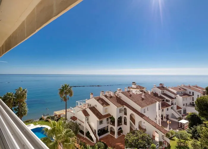 Stunning Apartment 50 Meters From The Sea