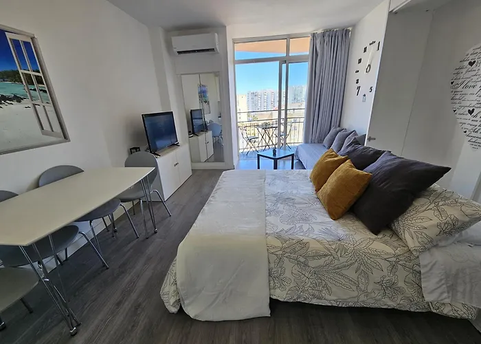 Fantastico Estudio Amplia Terraza Y Vistas Al Mar