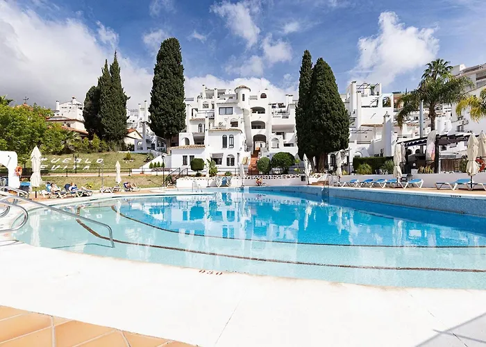 013 Pueblo Evita Club, Private 2 Bed Benalmadena Apt Close To Beach