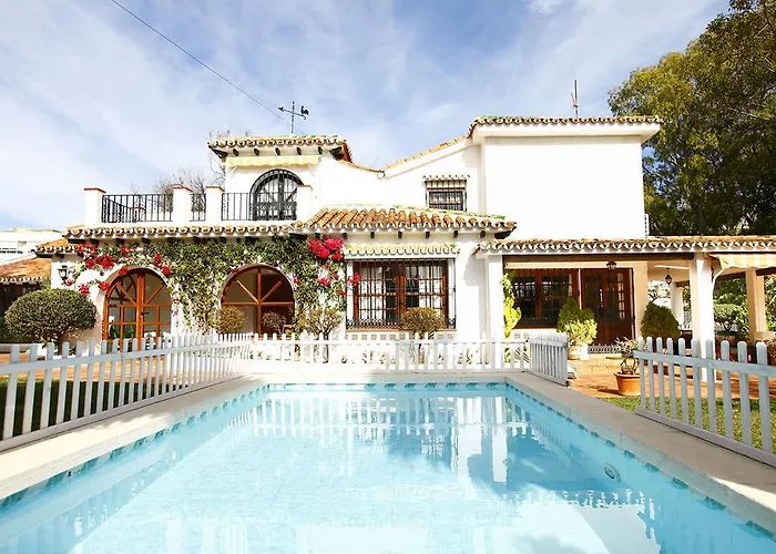 Puerto Marina Villa