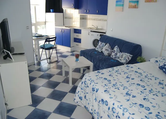M3 904 Azul Mediterraneo Bonito Y Confortable Estudio