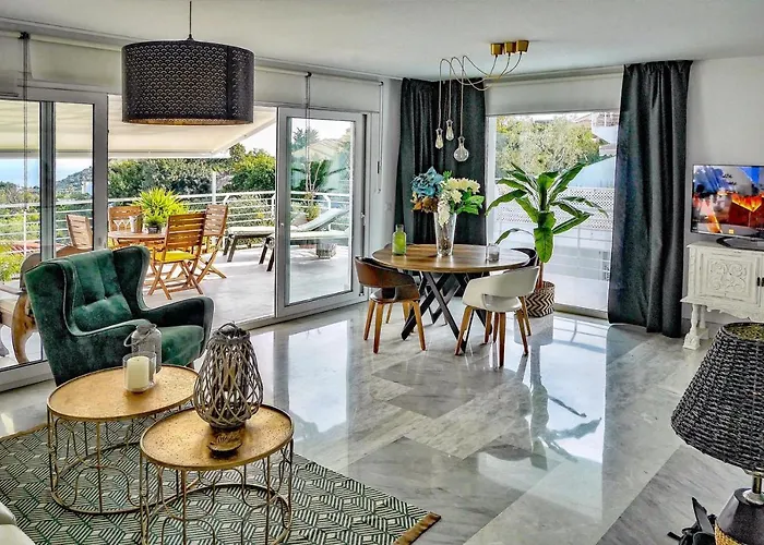 Panoramic Home