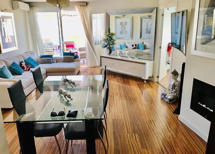 Luxury Apartament In Marina