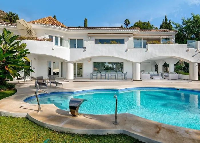 Majestic Villa Katharina In Benalmadena Pueblo