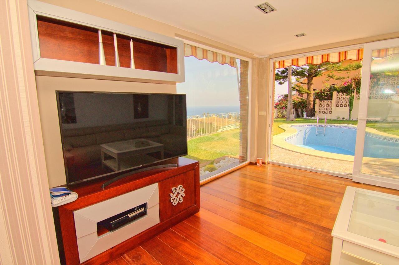 1001 Nights Villa