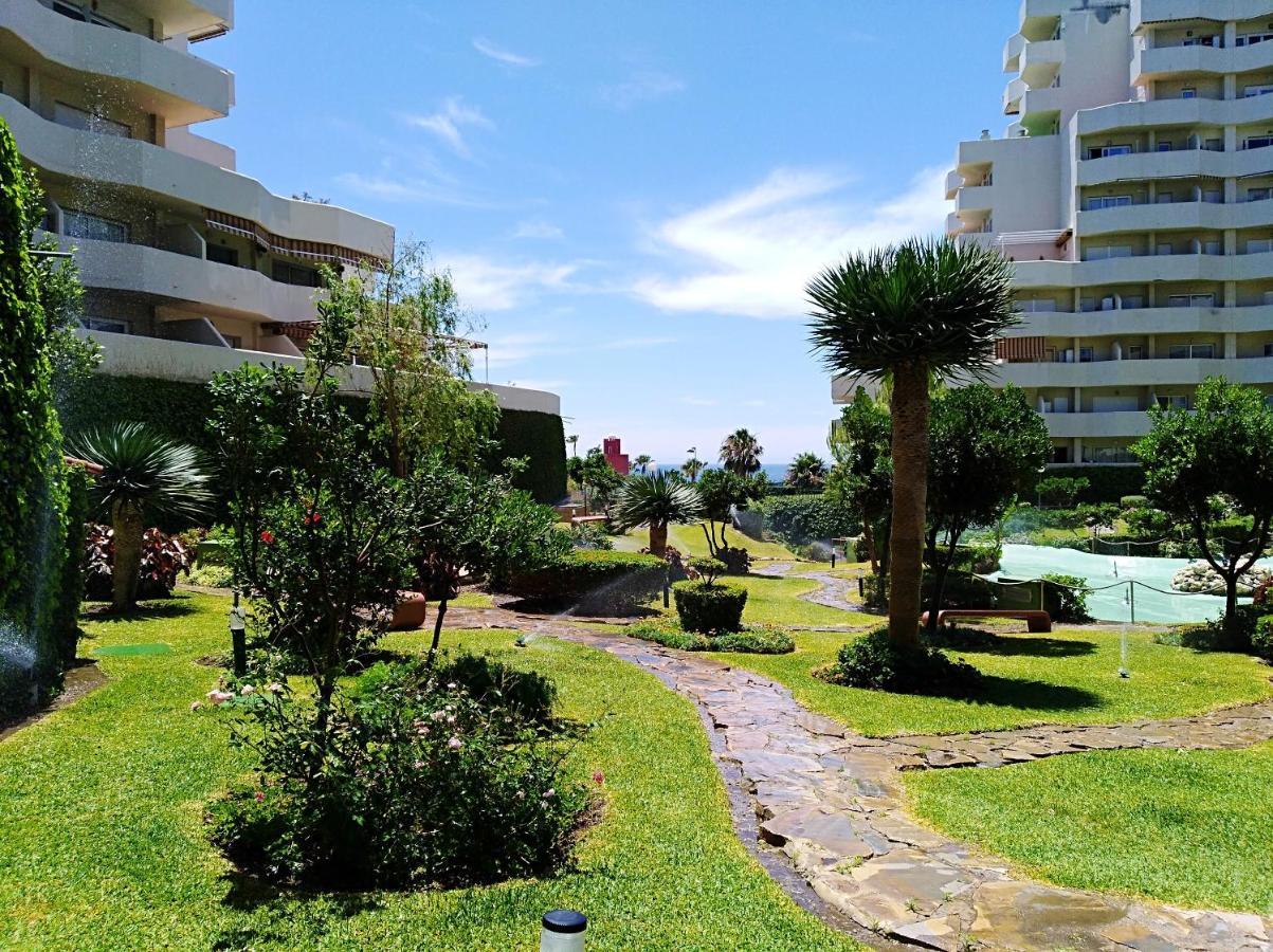Apartment Avenida Del Parque - 3 *