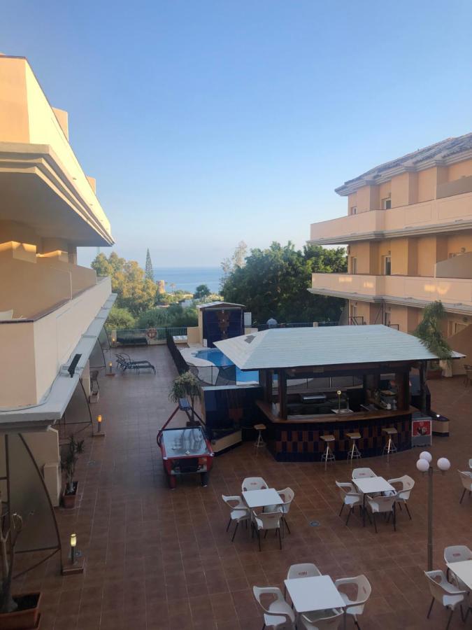 Vista De Rey Aparthotel 3*