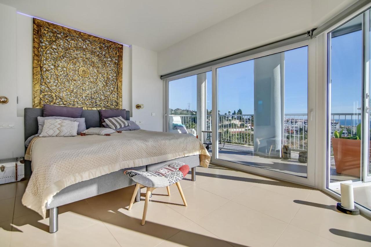 Luxury Penthouse With Jacuzzi And Seaviews Apartment