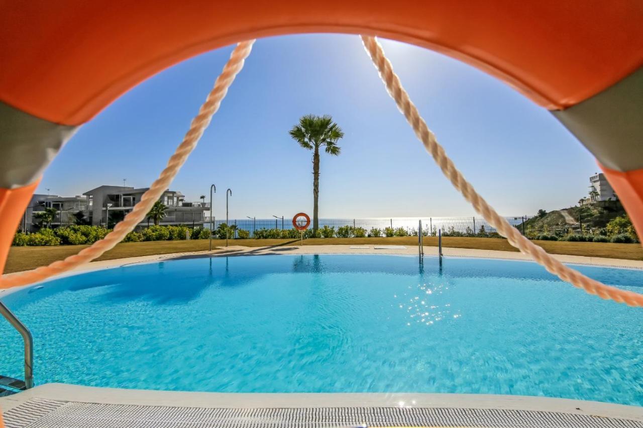 Luxury Penthouse With Jacuzzi And Seaviews *