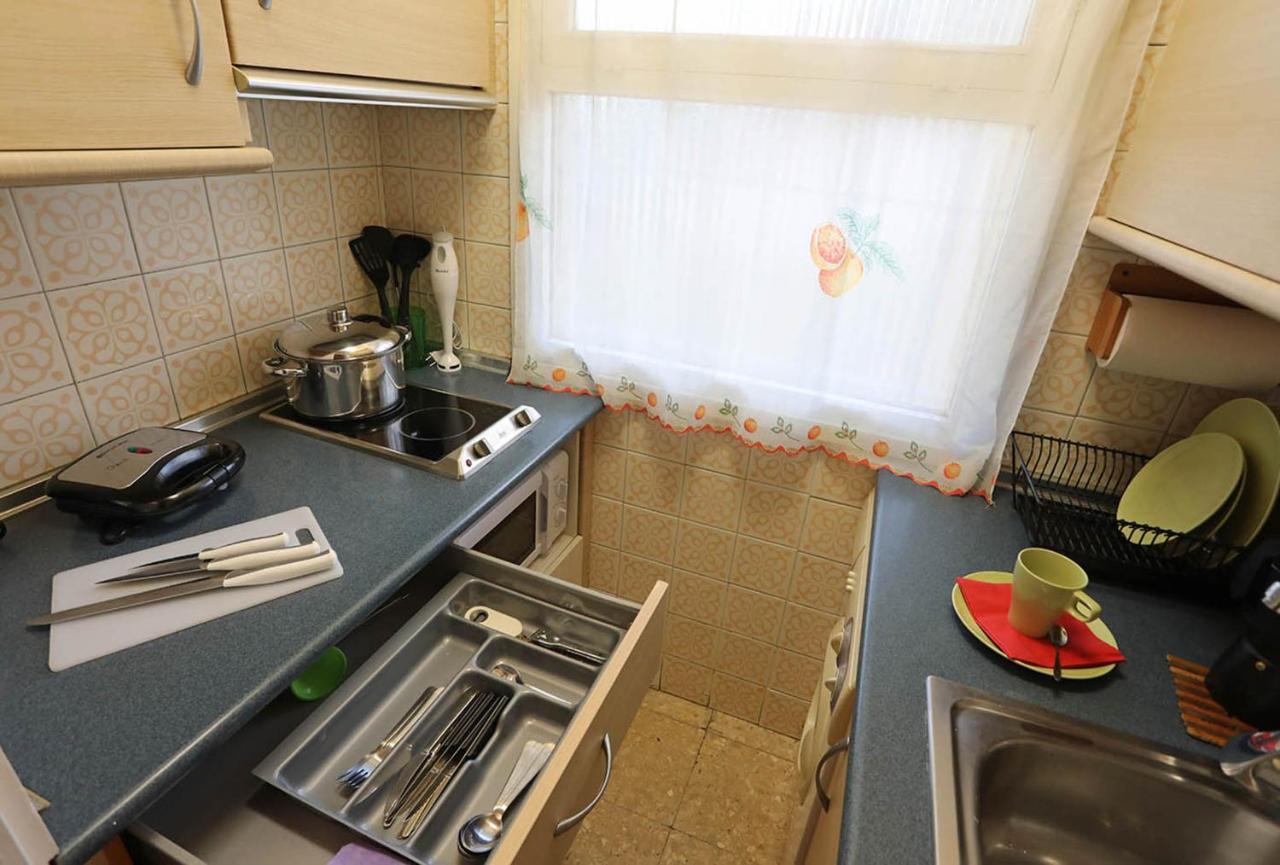 Appartement Rent4 Malaga Aloha *