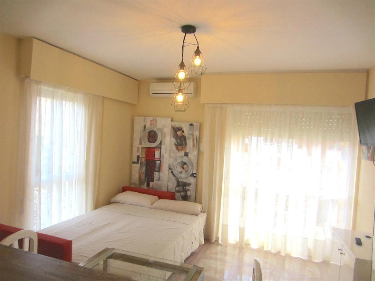 Apartamento Con Aire Acondicionado+jardin Y Piscina
