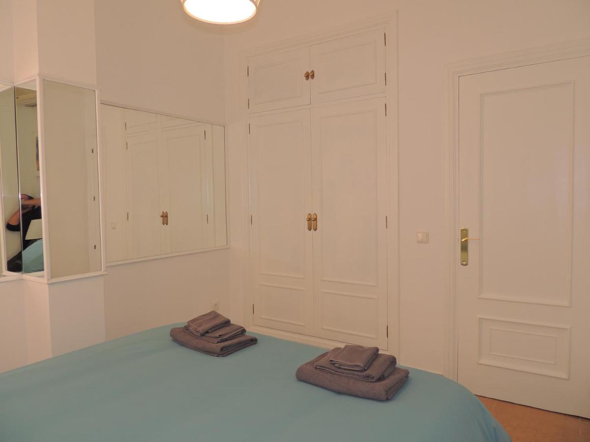 Ole Playa 6a, Front - A Pie De Playa, Sea Views - Vistas Al Mar, Parking, Puerto Marina Apartment